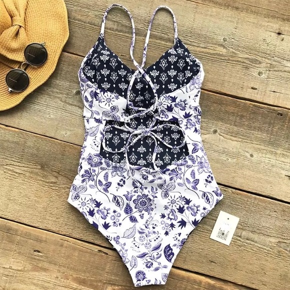 SOLD OUT - Picture 5 of 6